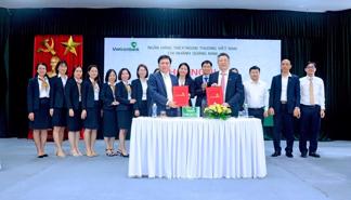 Vietcombank Quảng Nam tiên phong phát triển bền vững và gắn kết cộng đồng	