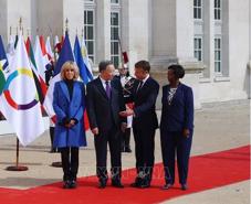 Top leader attends 19th Francophonie Summit in France