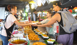 Retail sales show steady growth in nine-month period