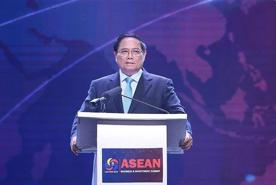 PM attends ASEAN Business and Investment Summit