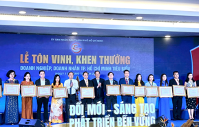 TP. Hồ Chí Minh tôn vinh gần 200 doanh nhân, doanh nghiệp tiêu biểu năm 2024