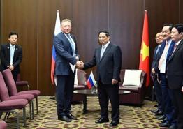 PM receives General Director of Russian oil and gas company Zarubezhneft