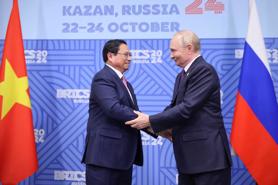 PM Chinh meets with Russian President Putin in Kazan