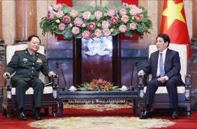 State President hosts a reception for Vice Chairman of China's Central Military Commission