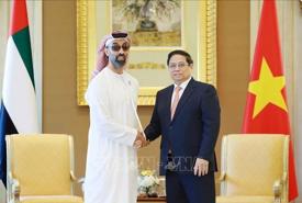 PM meets with National Security Advisor of UAE