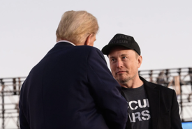 Elon Musk giàu chưa từng thấy nhờ “bỏ túi” 70 tỷ USD từ khi ông Trump trúng cử