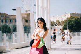 Du khách Việt mạnh tay chi tiêu khi du lịch nước ngoài