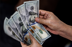 Đồng USD tăng giá dữ dội sau cuộc họp Fed