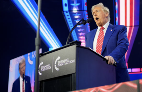 Ông Trump đòi Panama giảm phí kênh đào