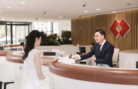 Techcombank hỗ trợ khách hàng “gấp rút” hoàn thiện cập nhật giấy tờ tùy thân và đăng ký sinh trắc học