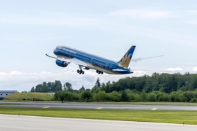 Vietnam Airlines makes Top 10 list for punctuality in Asia-Pacific