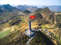 Tết Nguyên đán 2025: Khách quốc tế đến Việt Nam, khách Việt “đổ xô” xuất ngoại
