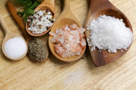 Những loại muối ăn thay thế giúp giảm nguy cơ cho sức khỏe