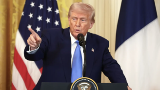 Ông Trump: Kế hoạch áp thuế 25% lên hàng hóa Canada và Mexico sẽ được thực thi