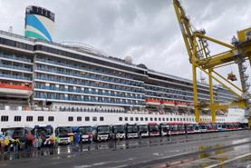 Tàu Adora Cruise đưa 2.400 du khách du lịch từ Quảng Châu (Trung Quốc) cập cảng Đà Nẵng