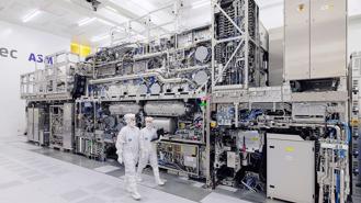 Cuộc đua xây dựng cỗ máy chế tạo chip tiên tiến nhất
