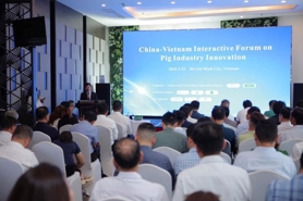 Vietnam - China interactive forum on pig farming held