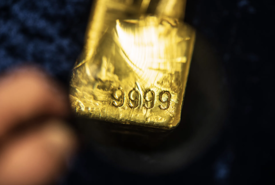 Giá vàng có thể điều chỉnh, nhưng mốc 4.000 USD/oz đang được nói đến