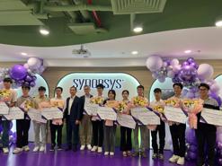 Tập đoàn công nghệ Mỹ Synopsys cấp học bổng cho nhiều sinh viên thiết kế vi mạch Việt Nam
