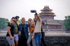Trung Quốc thúc đẩy du khách chi tiêu bằng chính sách hoàn thuế tức thì