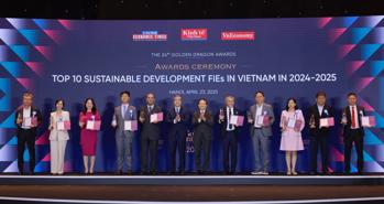 [Phóng sự ảnh] Vinh danh TOP 10 Doanh nghiệp FDI phát triển bền vững - Chương trình Rồng Vàng 2025
