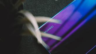 Khi chip Nvidia không còn khả dụng, Huawei tung bộ xử lý AI mới