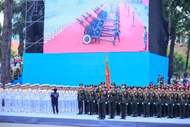 [Phóng sự ảnh]: Trang nghiêm và xúc động trong ngày hội thống nhất non sông tại TP. Hồ Chí Minh