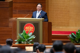 PM urges resolve to achieve economic size of over $500 billion