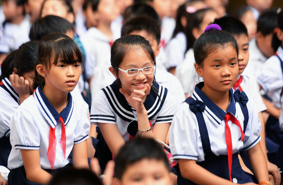 Đề xuất bỏ quy định đuổi học, cảnh cáo trước toàn trường với học sinh