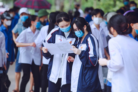 Bổ sung quy định về miễn học phí, đề xuất bỏ Bằng tốt nghiệp Trung học cơ sở