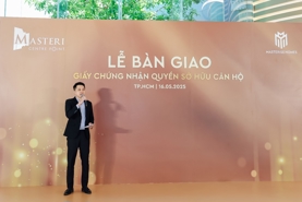 Masterise Homes liên tiếp bàn giao sổ hồng khu nhà phố SOHO và căn hộ cao tầng khu Đông TP.HCM