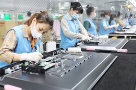 Chính sách đã có những bước đột phá, nhưng vẫn “chưa thực sự đầy đủ, đặc biệt ở khía cạnh cầu”