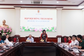 Cần quy định cụ thể về mô hình vận hành tổ hợp báo chí truyền thông chủ lực đa phương tiện