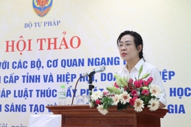 Hoàn thiện pháp luật, tháo gỡ vướng mắc để thúc đẩy phát triển khoa học công nghệ