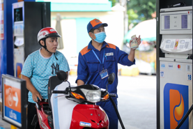 "Chốt" thuế tiêu thụ đặc biệt với nước giải khát và xăng