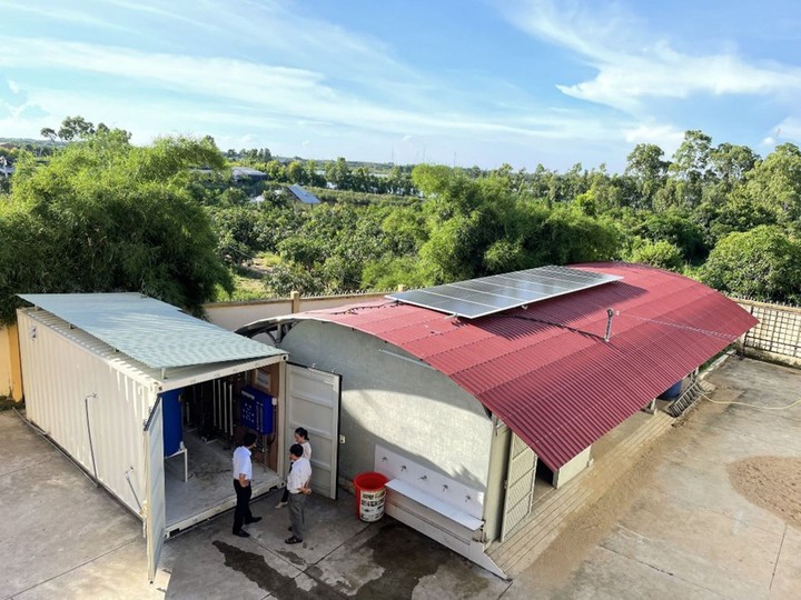 Hệ thống lọc nước nhiễm mặn lắp đặt tại trường tiểu học Thạnh Hải, huyện Thạnh Phú, tỉnh Bến Tre.
