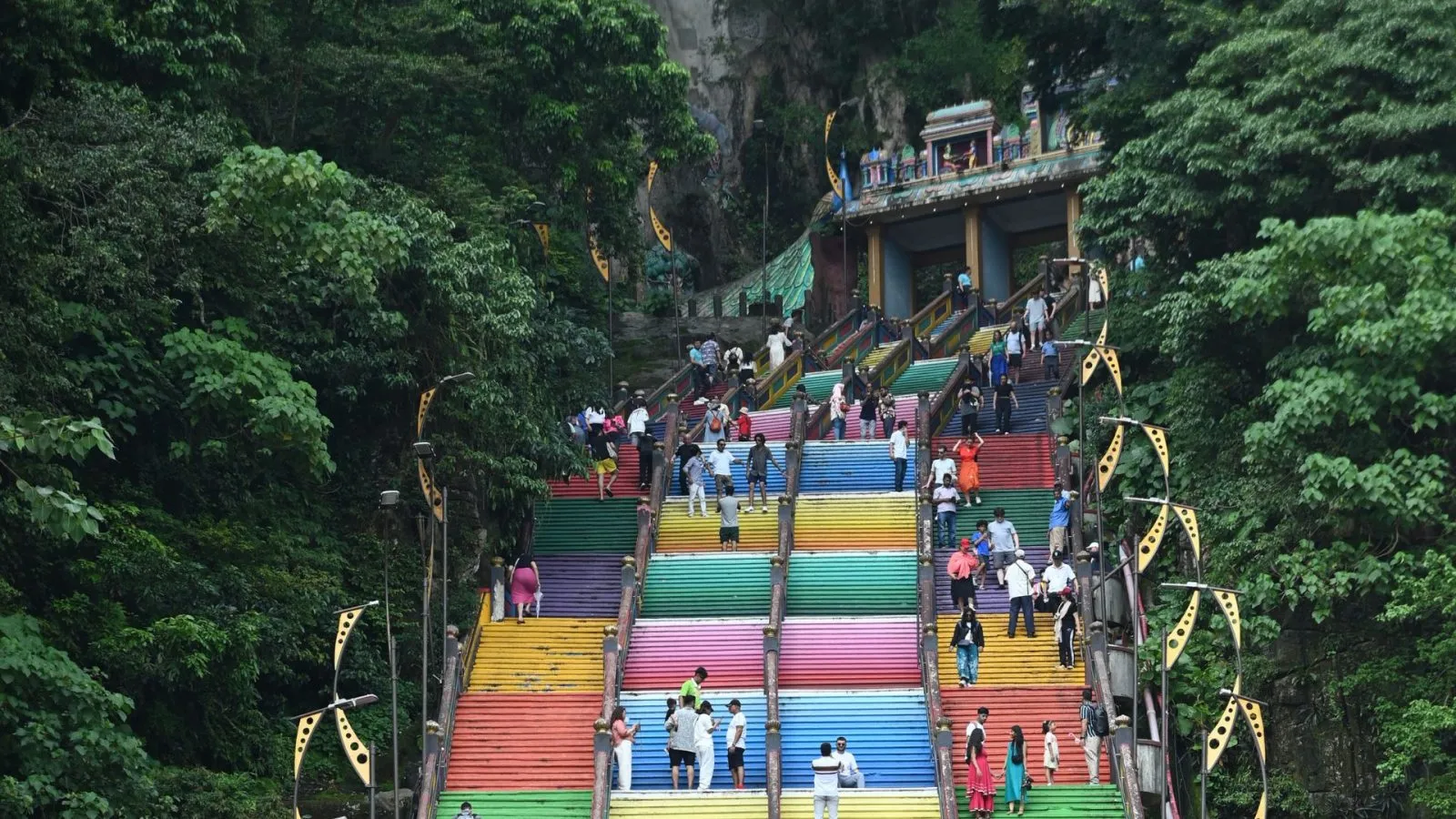 Malyasia chứng kiến sự gia tăng mạnh về lượng kh&aacute;ch quốc tế.