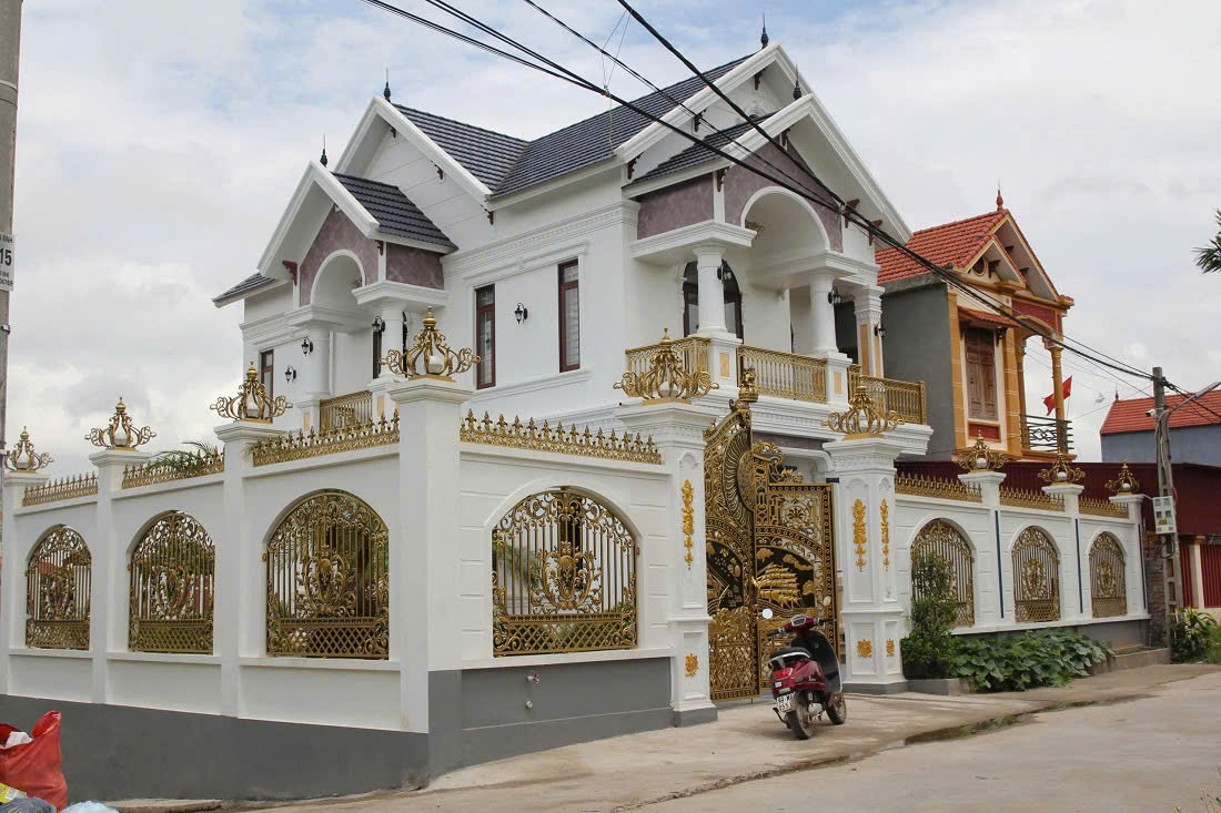 Căn nh&agrave; của một trong những đối tượng cầm đầu băng nh&oacute;m lừa đảo tại tỉnh Bắc Ninh