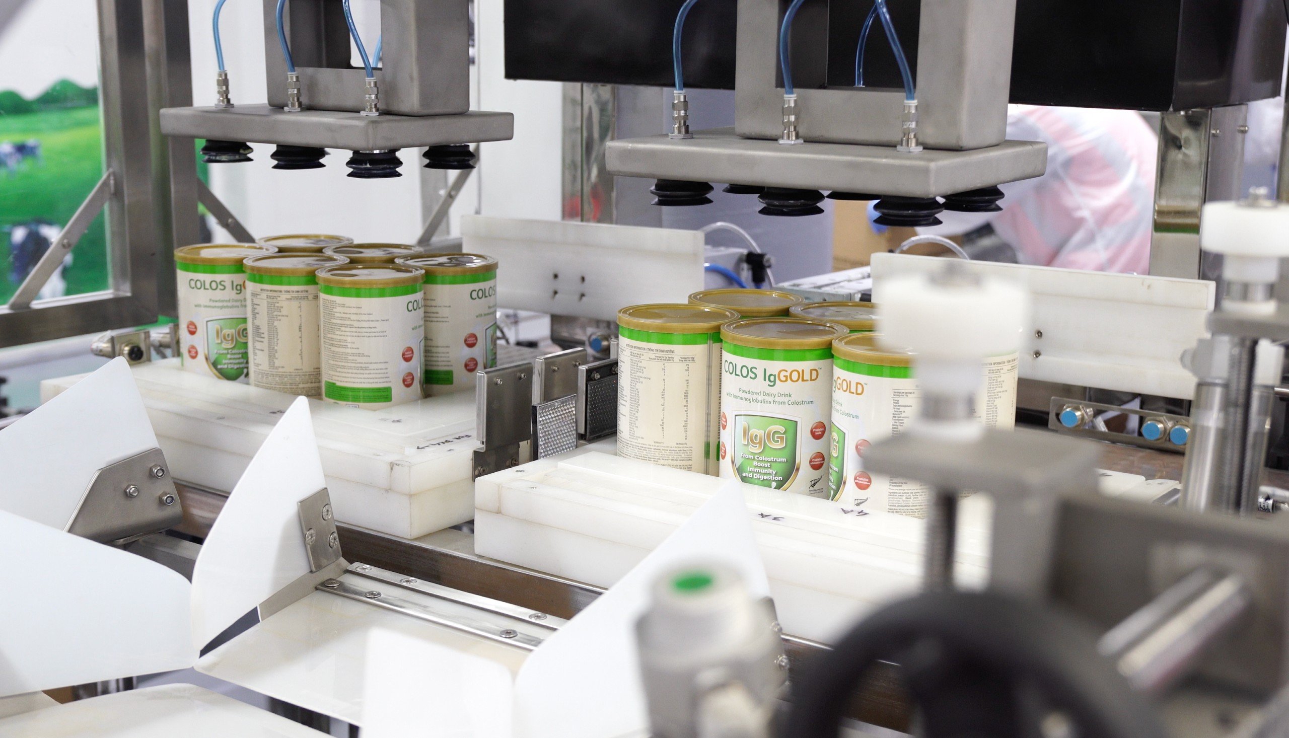 CFVN hợp tác với các nhà máy sản xuất danh tiếng như GMP Dairy, Bodco, Nutrizone Pharma Limited và PharmaNZ nhằm mang lại những sản phẩm đạt chuẩn quốc tế từ New Zealand.