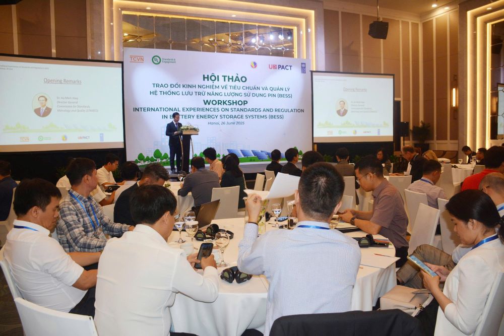 Quang cảnh hội thảo. Ảnh Hồng Sáng.