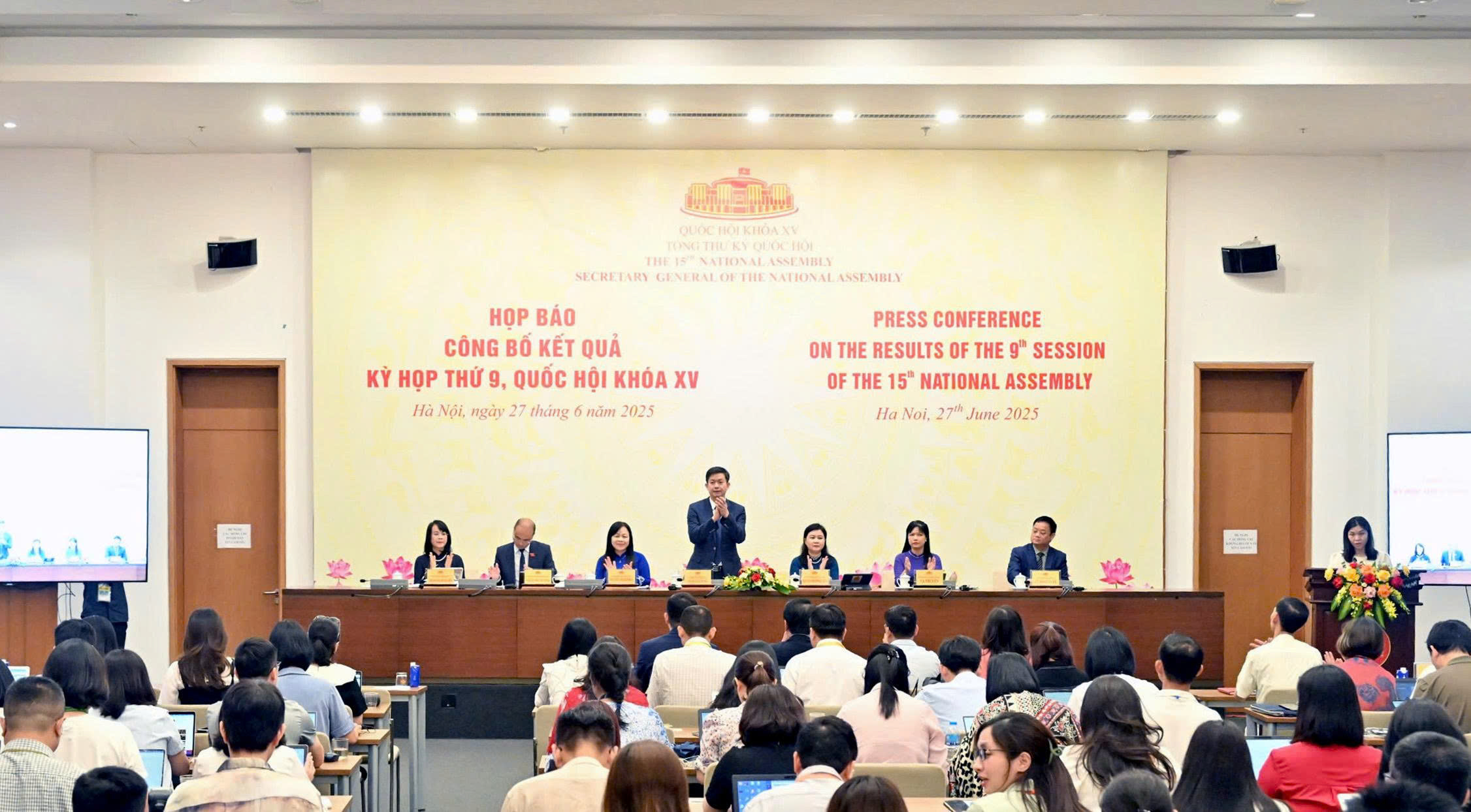 Tổng Thư ký, Chủ nhiệm Văn phòng Quốc hội Lê Quang Tùng đã chủ trì Họp báo công bố kết quả Kỳ họp thứ 9.