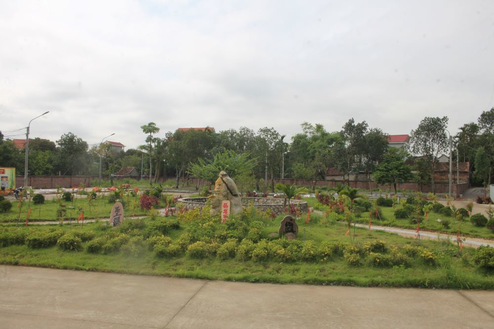 Vườn thuốc ở Đền Th&aacute;nh Nguyễn, huyện Gia Viễn. Ảnh CK