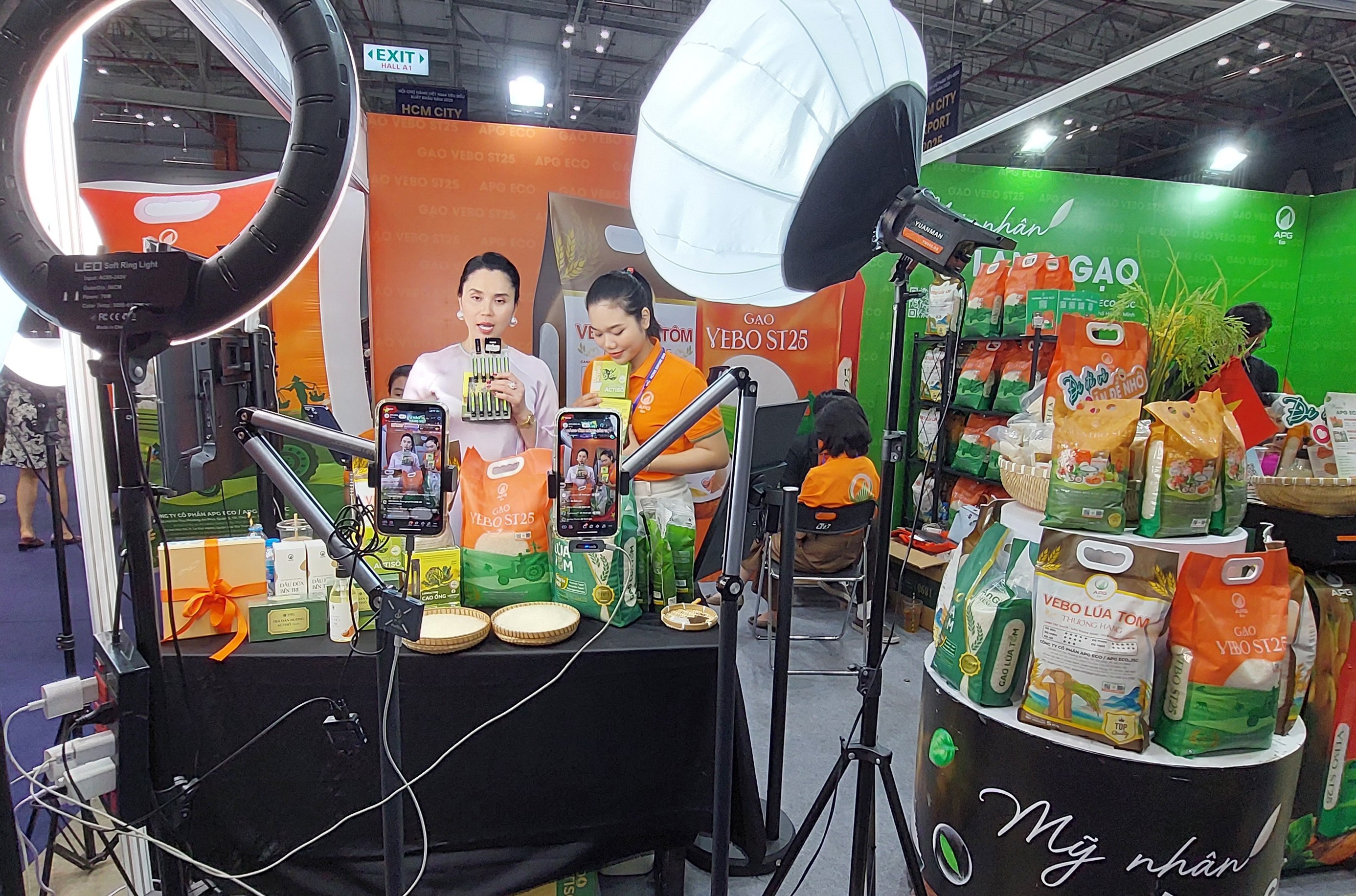 &ldquo;Tick xanh tr&aacute;ch nhiệm&rdquo; đ&atilde; lan tỏa đến c&aacute;c nền t&agrave;ng thương mại điện tử.