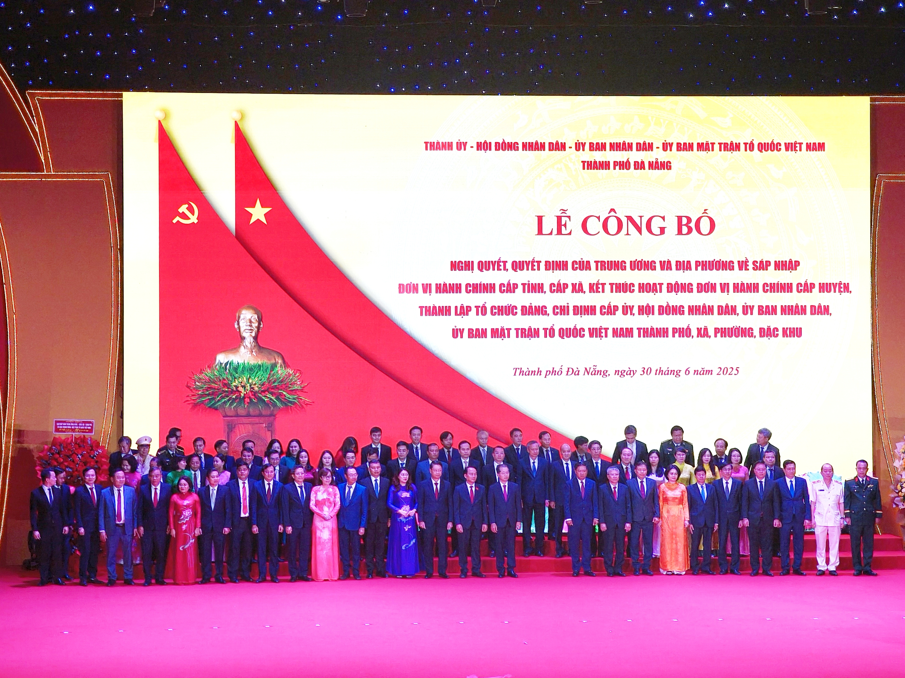 Đảng bộ Th&agrave;nh phố Đ&agrave; Nẵng sau khi s&aacute;p nhập với tỉnh Quảng Nam. Ảnh: Quang Hiếu.