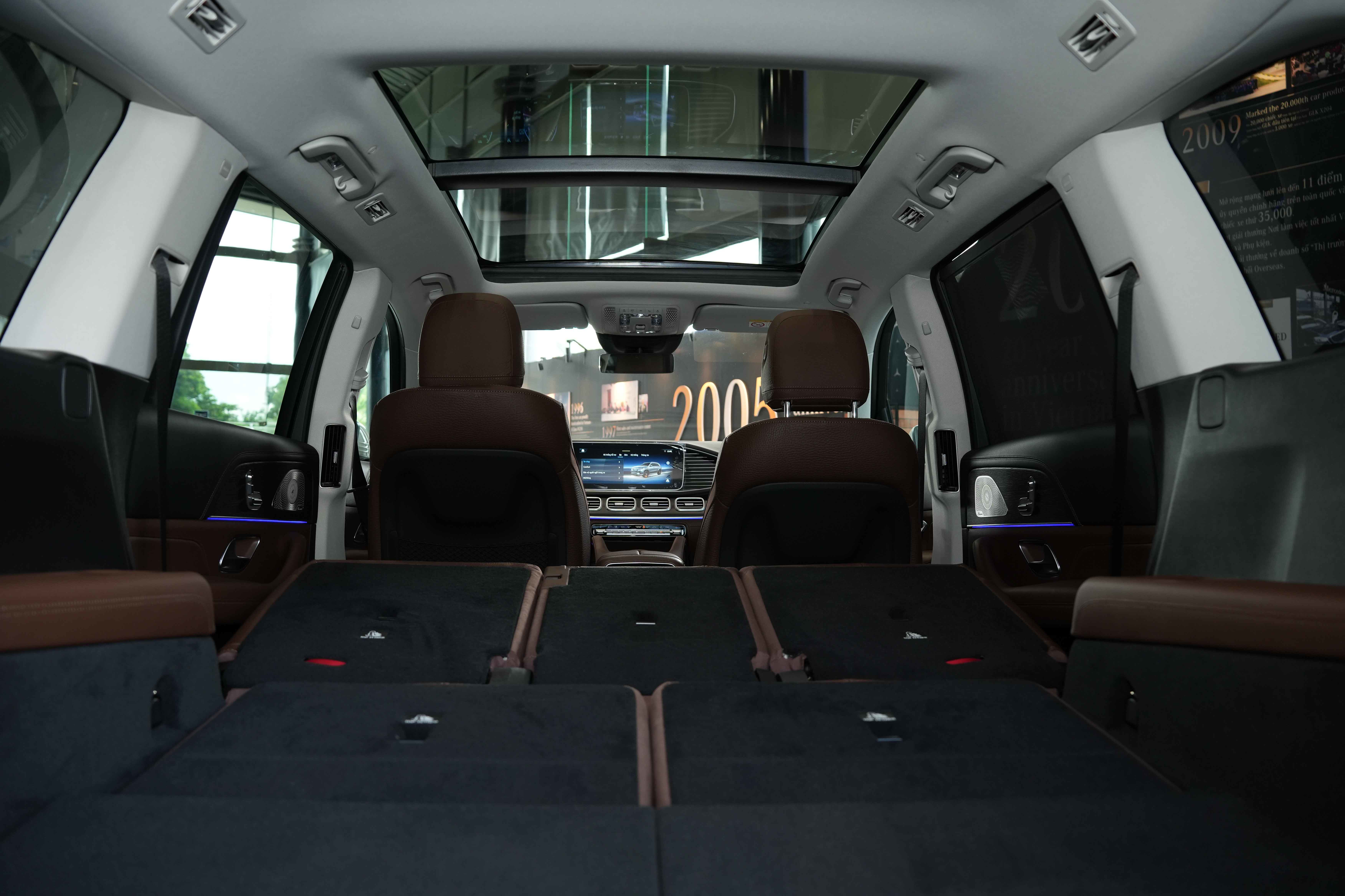Nội thất b&ecirc;n trong xe Mercedes-Benz GLS 450&nbsp;4Matic.