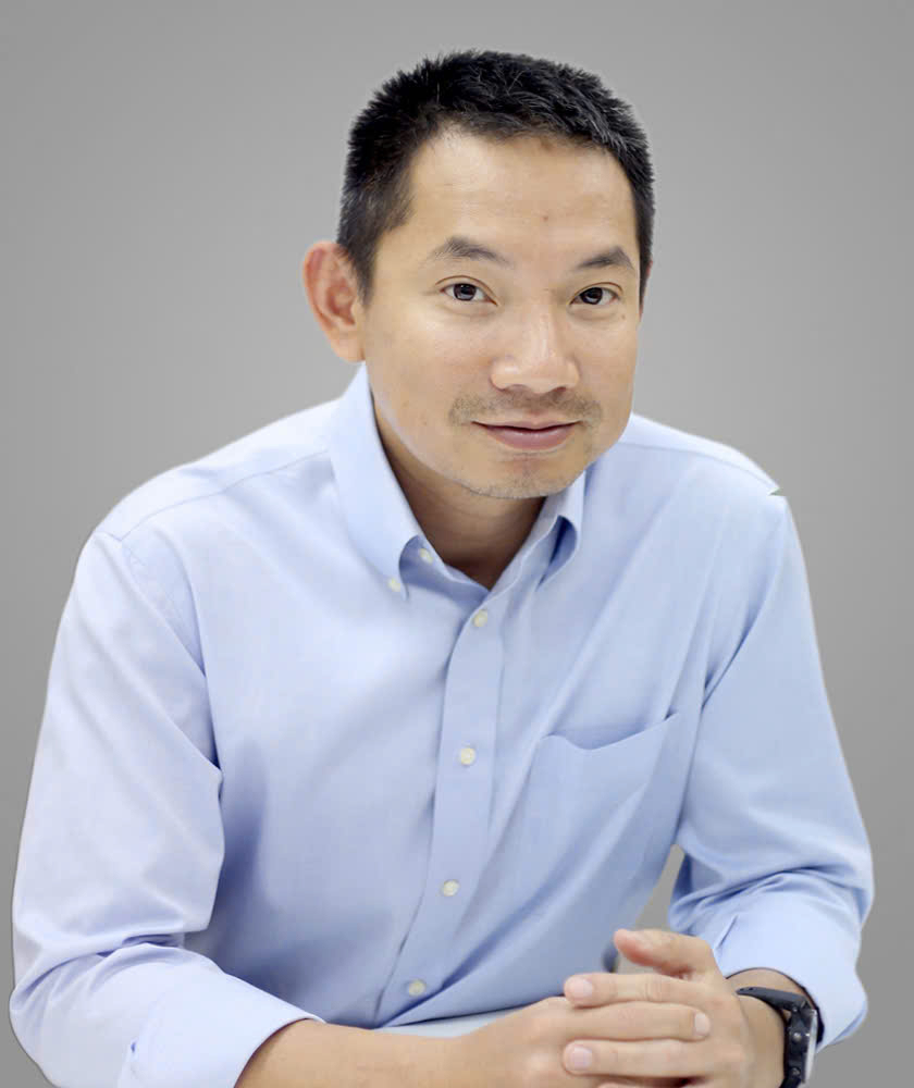 TS. Vũ Hoàng Linh.