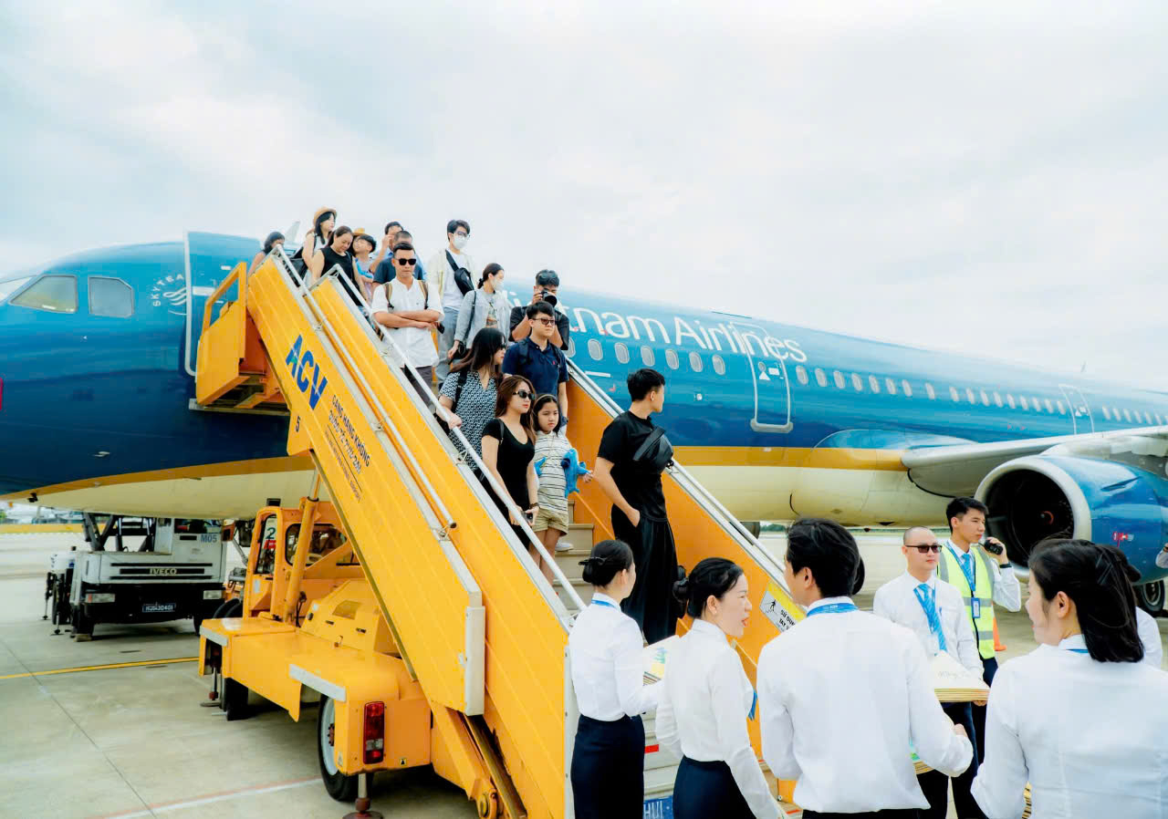 Chuyến bay VN1541 từ Hà Nội hạ cánh lúc 9h sáng ngày 9/7/2025