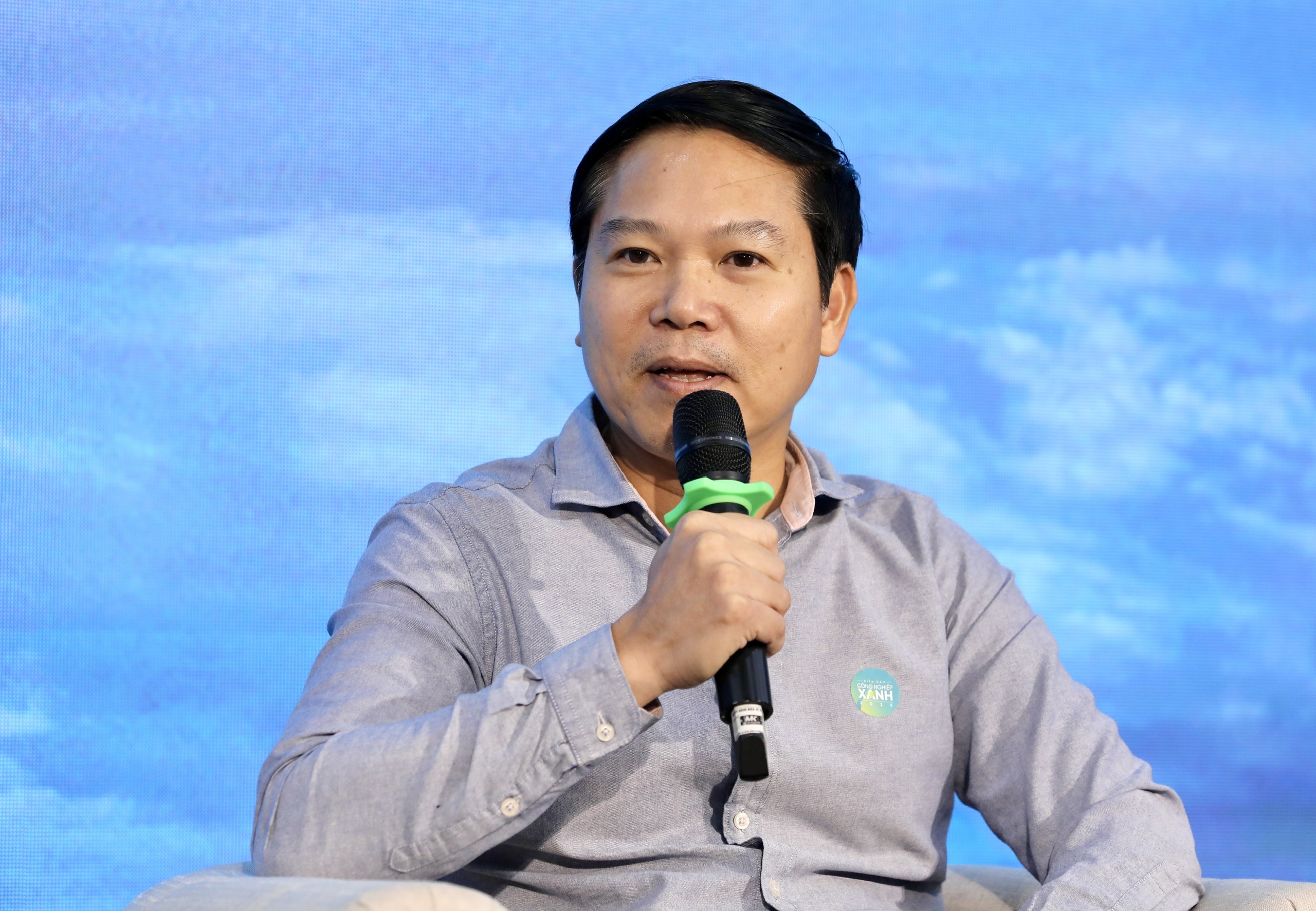 TS. Nguyễn Thế Hùng, Phó Giám đốc Học viện Chính sách Phát triển: "Việt Nam đang triển khai thí điểm khoảng 6-7 khu công nghiệp sinh thái. Các doanh nghiệp cũng trăn trở với việc làm thế nào để phát triển khu công nghiệp thành khu công nghiệp sinh thái".