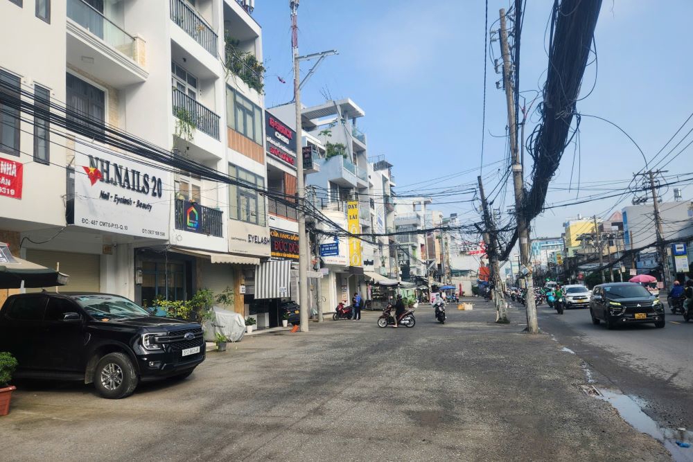 Những khu vực bàn giao mặt bằng sớm, nhà cửa đã sửa sửa sang. Ảnh: Anh Tú