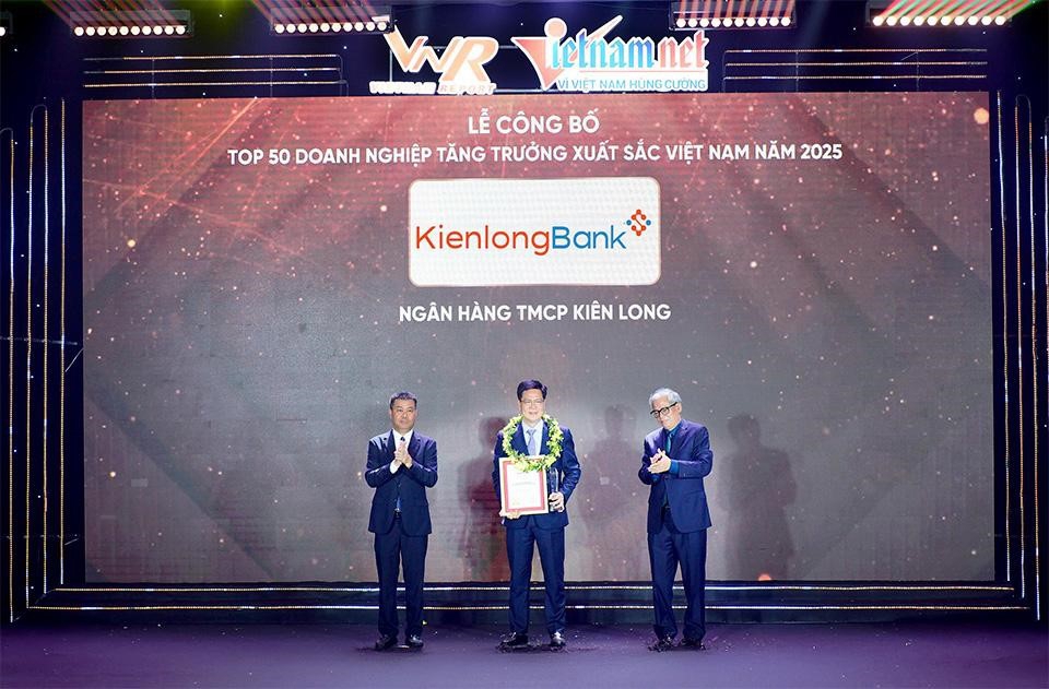 KienlongBank được vinh danh Top 50 Doanh nghiệp tăng trưởng xuất sắc nhất Việt Nam.
